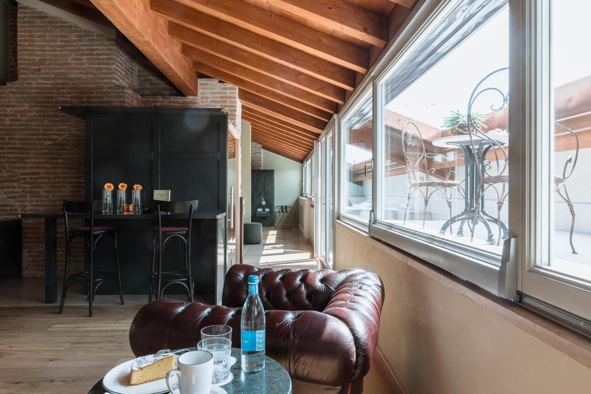 Pavillon Suite & Apartments Peschiera del Garda Eksteriør bilde