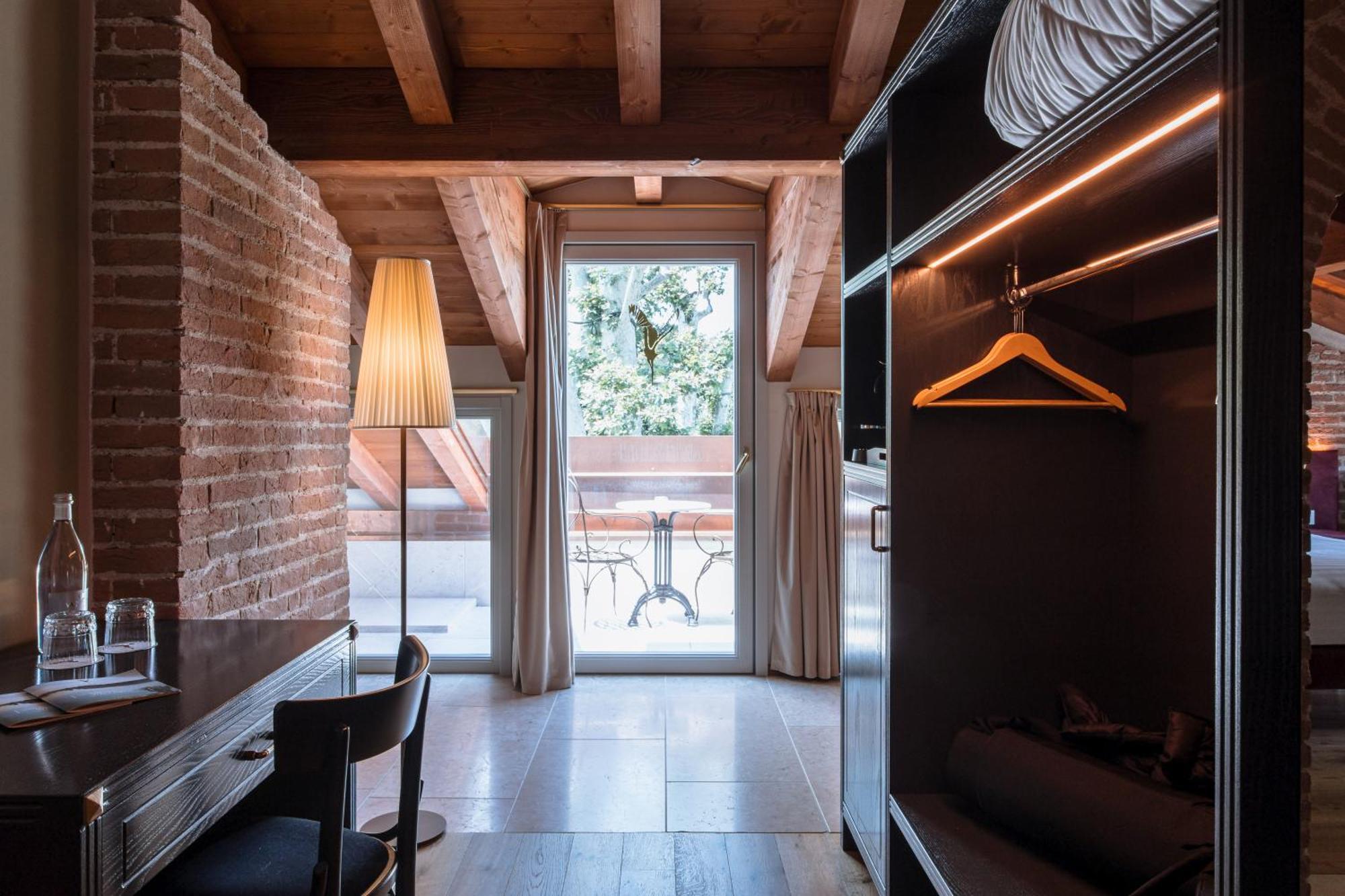 Pavillon Suite & Apartments Peschiera del Garda Eksteriør bilde