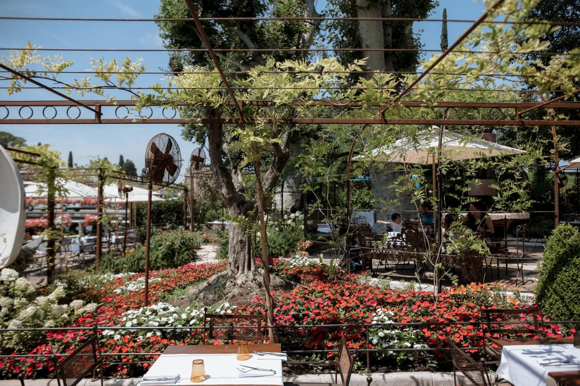 Pavillon Suite & Apartments Peschiera del Garda Eksteriør bilde